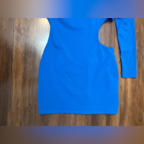 Superdown Katia Cut Out Dress Size Large Blue Bodycon Party Sexy Club Soft GUC - Picture 7 of 13